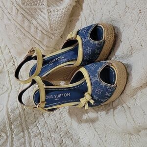 Louis Vuitton wedges